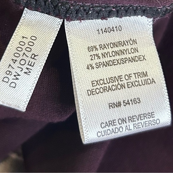“DKNY Jeans” Dark Purple Leggings w/Elastic Waist & Front/Back Pockets Size S - Picture 11 of 12